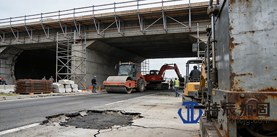 重庆特辰建筑加固工程有限公司道路桥梁隧道维修项目介绍 (1).png